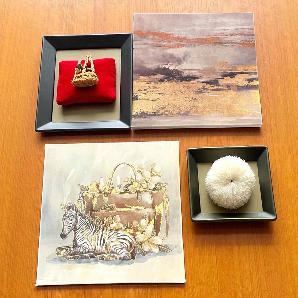 🆕 Abstract - Zebra - Gold Accent - Canvas Art